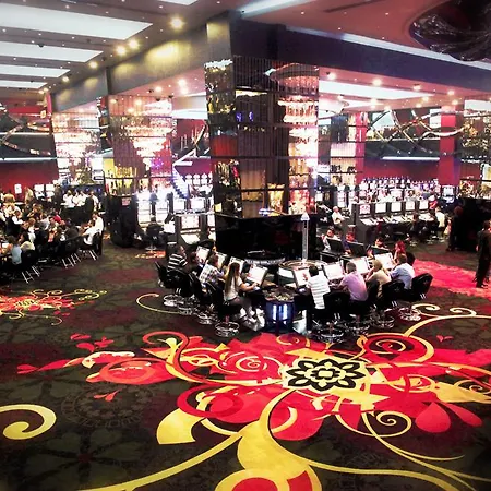 מלון Grand Pasha Luxury & Casino 5*