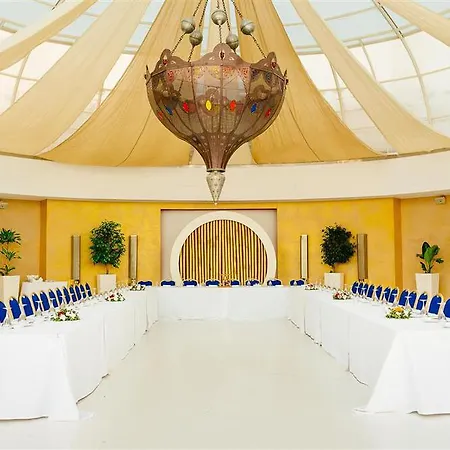 Grand Pasha Luxury & Casino Szálloda