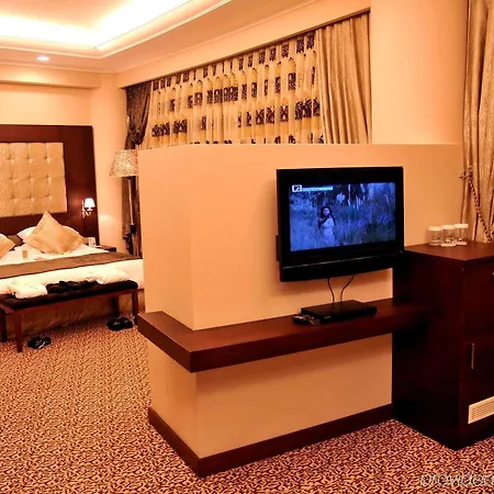 Grand Pasha Luxury & Casino Ξενοδοχείο