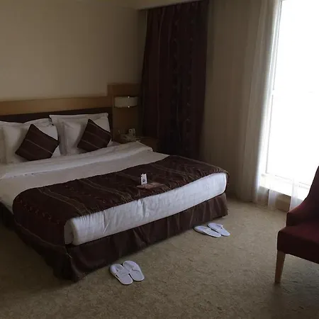 Ξενοδοχείο Grand Pasha Luxury & Casino