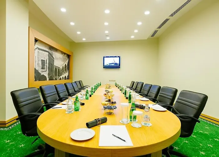 Grand Pasha Luxury & Casino מלון