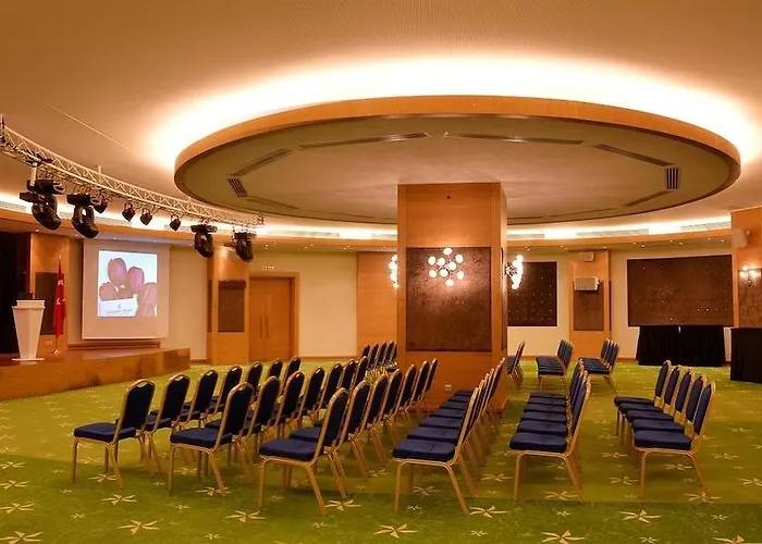 호텔 Grand Pasha Luxury & Casino