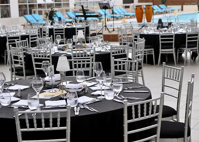 Grand Pasha Luxury & Casino מלון 5*