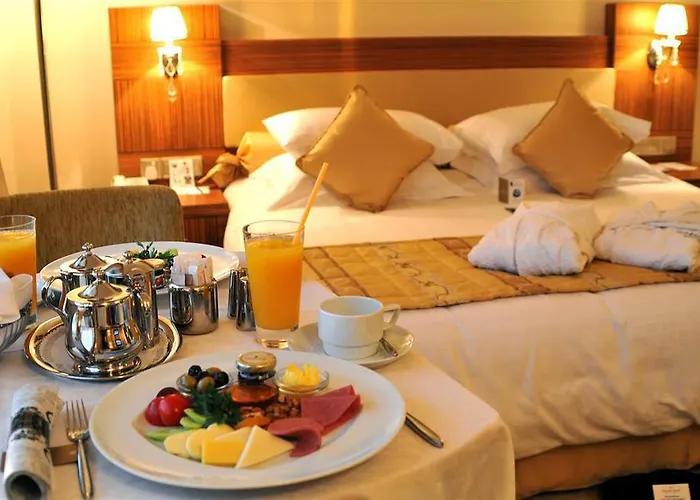 Grand Pasha Luxury & Casino 호텔 니코시아