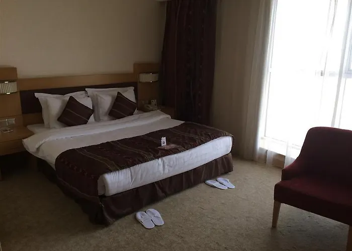 מלון Grand Pasha Luxury & Casino