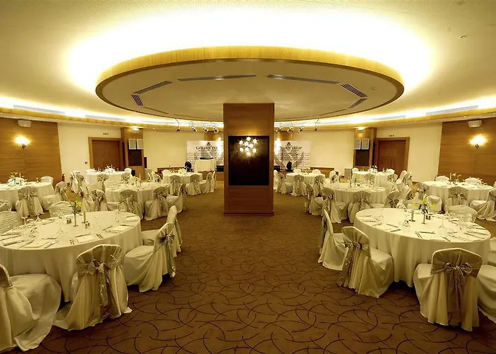 酒店 Grand Pasha Luxury & Casino